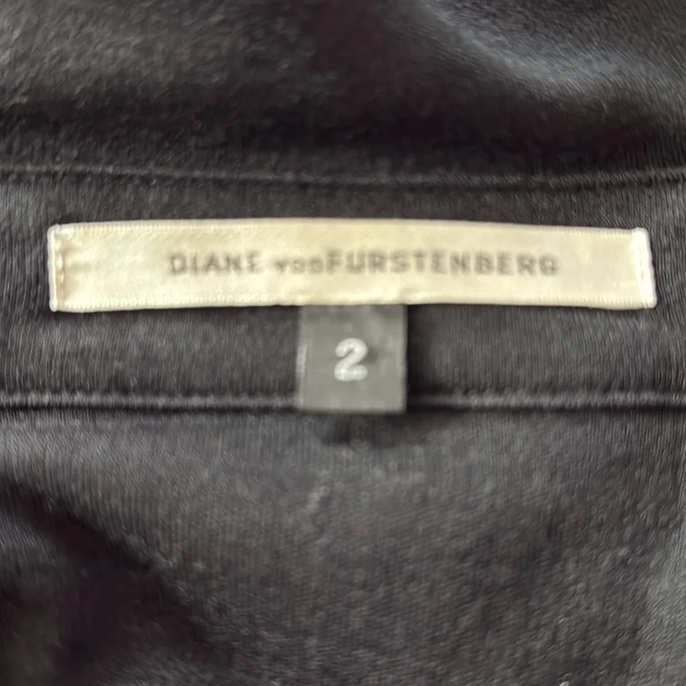 Diane Von Furstenberg Black Sheath Dress with Notched Collar - Picture 6 of 8